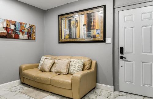Orchid Lake Village Apartment | 5 Mi to Beach! Couple’s Apt w/Yard in Port Richey