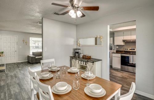 Holly Hill House | 5 Mi to Ocean! Family-Friendly Daytona Beach Home