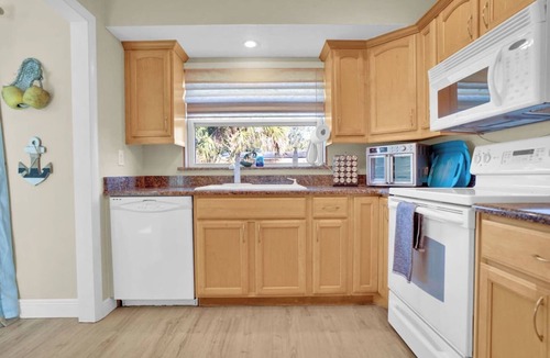 South Bradenton House | 5 min to IMG Academy & Close to the beach!