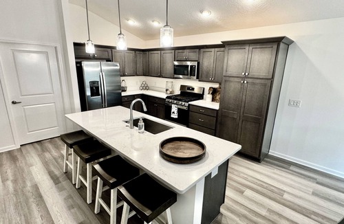 Okahumpka House | 5 O`Clock Somewhere - 3/2 w/Golf Cart in The Village of Lake Denham