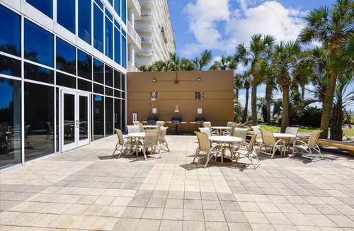 Thomas Drive Apartment | 501 Sterling Beach