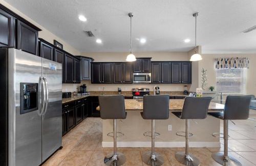 West Kissimmee House | 6 Bedrooms 5 Bath home in the beautiful Paradise Palms Resort