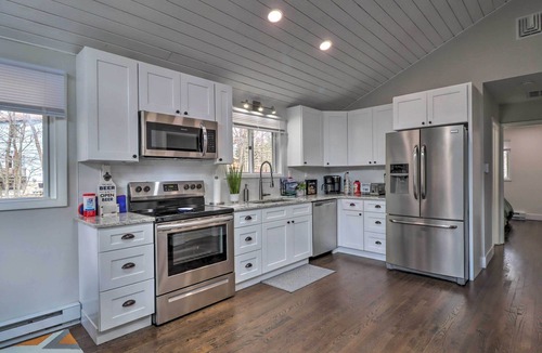 Long Pond House | 6 Mi to Camelback Slopes! Home w/Game Room