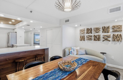Madeira Beach Condo | 603 Villa Madeira White Sand Beachfront Condo with Stunning Sunsets