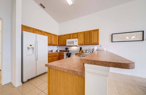 Highgate Park Villa | 630 - Great 3 Bed 2 bBath Villa With Private South Facing Pool