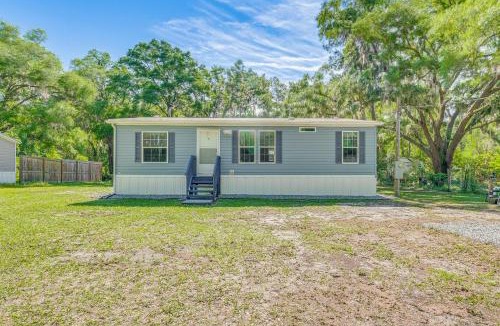 Citrus Springs House | 7 Mi to Crystal River: Home w/Yard & Fire Pit!