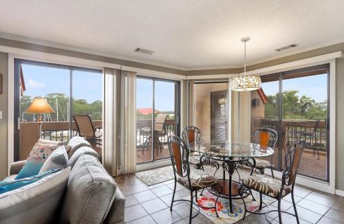 Shelter Cove Villa | 7122 Harbourside I