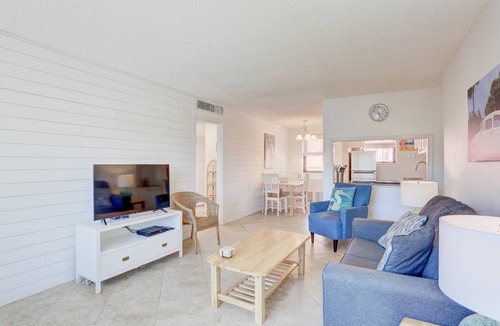 St. Pete Beach Condo | 73 m² Condo ∙ 2 bedrooms ∙ 4 guests
