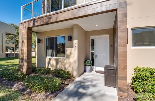 Florida Central Atlantic Coast House | 7641 Recife Amazing 4 Bedroom Magic Village TownHome