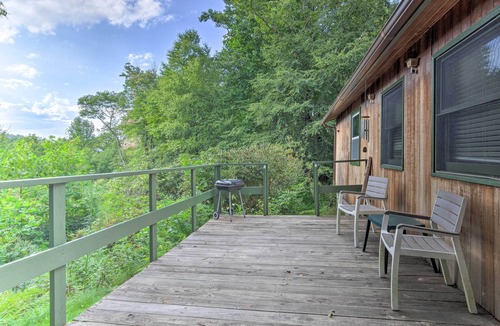 Spruce Pine Cabin | 8 Acres + Hiking Trails: Little Switzerland Escape