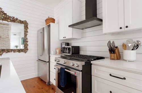 Downtown Charleston House | 8BR Downtown Luxury Escape Near King