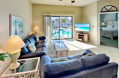 Butler Beach Condo | 98 m² Condo ∙ 2 bedrooms ∙ 4 guests