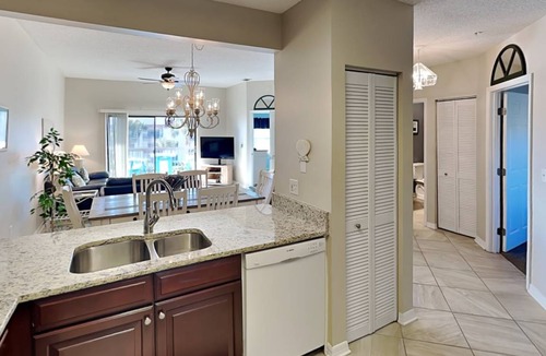 Butler Beach Condo | 98 m² Condo ∙ 2 bedrooms ∙ 4 guests