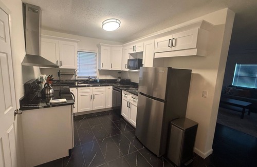 Temple Terrace House | A Comfortable Family Home Close to Busch Gardens!