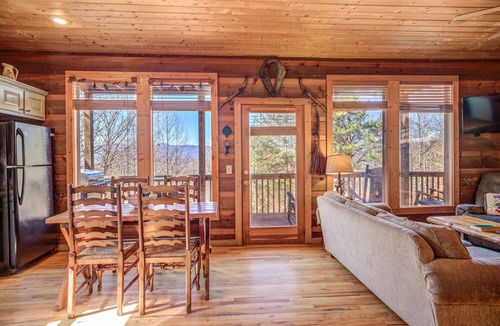 Helen Cabin | A Glimpse of Heaven - 10% OFF or 4th Night Free - Ask for details!