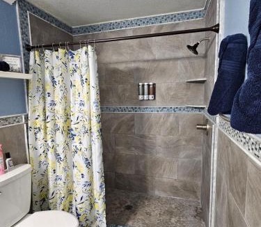 Bloomingdale Villa | A2E Gardens
