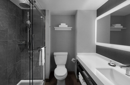 Crystal City Hotel | AC Hotel by Marriott Arlington National Landing