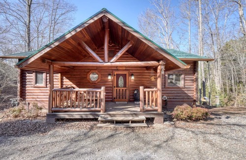 Murphy Cabin | Acorn Abbey - Lakeside Retreat w/3BRs, spring on the water!
