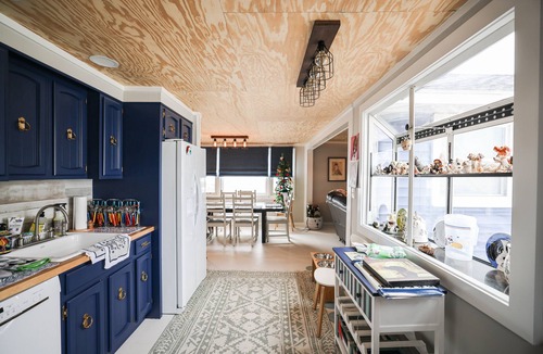North Cape May House | Across the street from the beach!