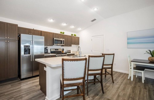 Okahumpka House | Across the Street from Pool, Pickleball, Bocce, Billard`s and more