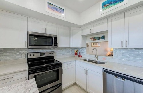 Seminole Condo | Active Waterfront Resort Lifestyle, a Snowbird’s dream ☀️🌴 🏖️ 90 day min rental