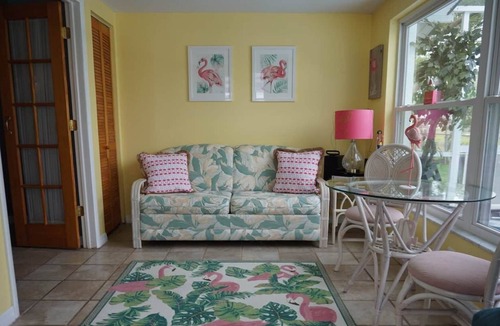 Jasmine Lakes House | Adorable Home, private pool, peaceful private setting in back yard