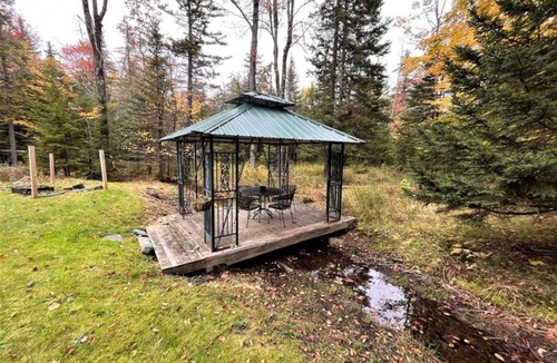 West Dover Ski Chalet | Ahmeek-5