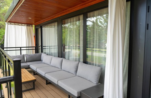 South Algonquin Cabin | Algonquin's Edge Resort | Waterview 3