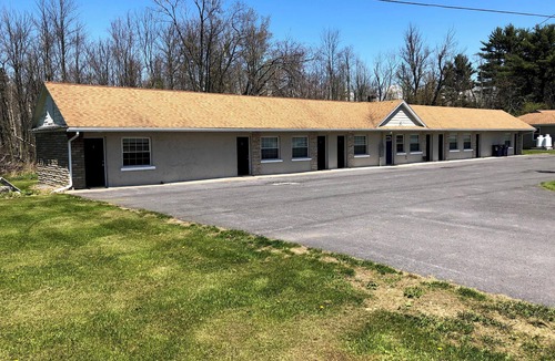 Waterville Apartment | All-inclusive Studio Apartment with utilities included-Unit 3