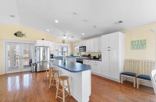 Holden Beach House | "Always Chillin'" Dune home with private hot tub , 5 bedrooms 4 bathrooms