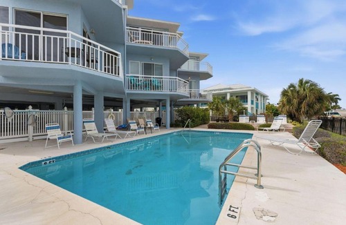 Treasure Island House | Amadeus 2