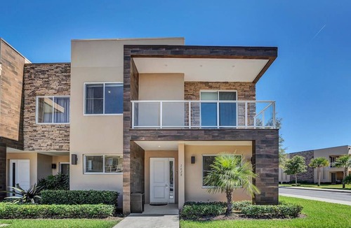 Florida Central Atlantic Coast House | Amazing 4 Bedroom Magic Village TownHome