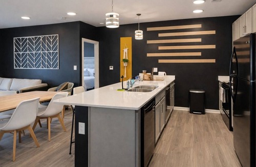 Spartanburg Apartment | Amazing location, 2 King beds, Modern loft