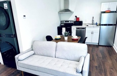 Colonel Elias Earle Historic District Apartment | Amazing quiet 1BR with all you need