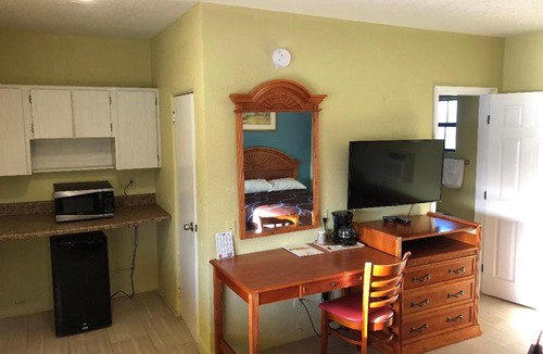 Daytona Beach Hotel | American Inn Of Daytona
