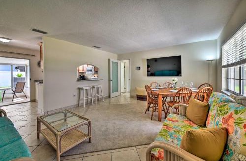Apollo Beach House | Apollo Beach Gem w/Pool: 'The Flamingo House'