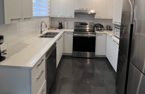 Saint-Mathieu Apartment | Appartement Complet sur la Rive-sud de Montréal