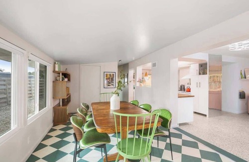 Whitfield House | ArtHouse · Art Inspired Dream Home + Pool + Beaches + SRQ