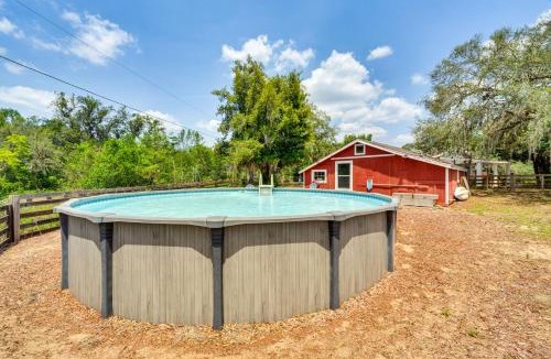 Fedhaven House | Artsy Bungalow on St Anne Lake: Pool, Dock & Deck
