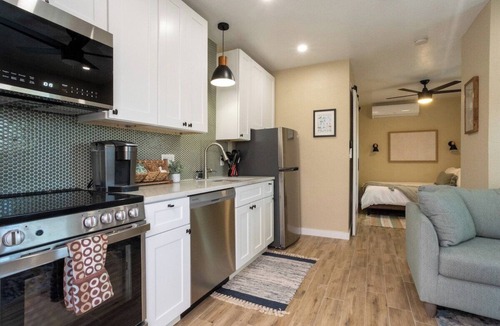Gulfport House | Avocado Casita 10 mins to Beaches