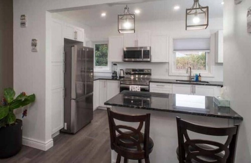 Thunder Bay House | Awesome Group Hosting ~ 6 Beds ~ Thunder Bay