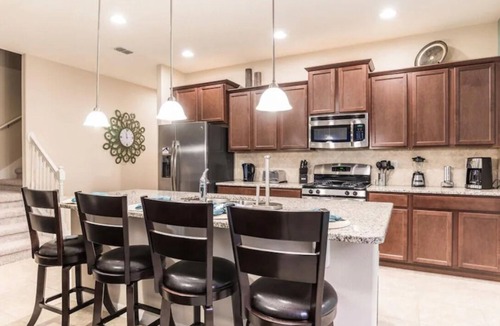 Loughman House | Awesome Townhome by Disney with Private Pool