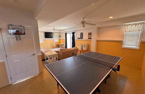 Sea Isle City House | AWESOME VIEWS! Centrally Located in the Heart of Sea Isle!