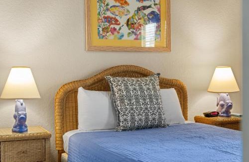 Bahama Bay House | Bahama Bay Charming 3BR Condo with Balcony View