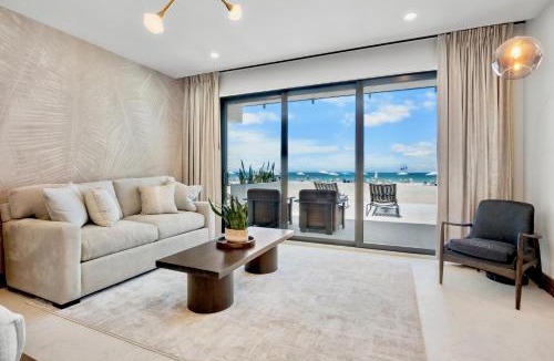 Holmes Beach Hotel | Bali Hai Beach Resort