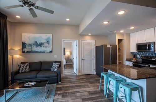 Madeira Beach Hotel | Barefoot Beach Club