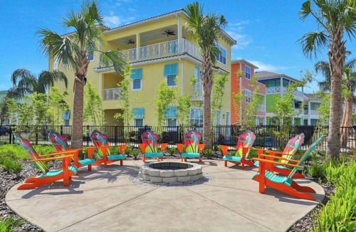 West Kissimmee Cottage | Barefoot Bungalow at Margaritaville | Sleeps 8!
