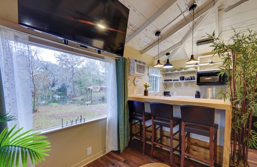 Cross Creek Cottage | Bass Fishing Paradise w/Shared Dock in Hawthorne!