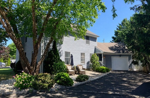 Point Pleasant House | Bay Head - Open Concept Home with Water View