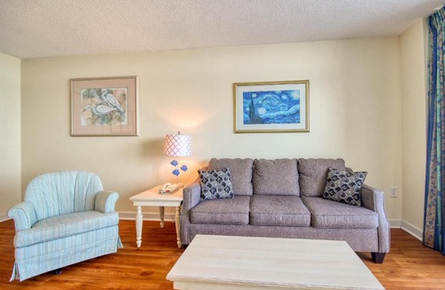 Crescent Beach Hotel | Bay Watch 1019